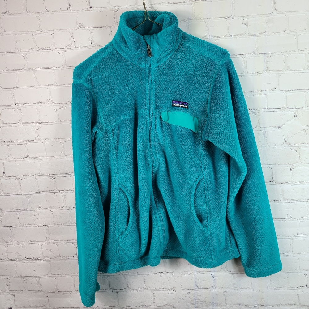 Patagonia full zip jacket size medium